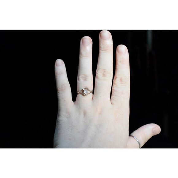 Alternative Diamond Engagement Ring Size 7 14k Solid Gold - Picture 8 of 10